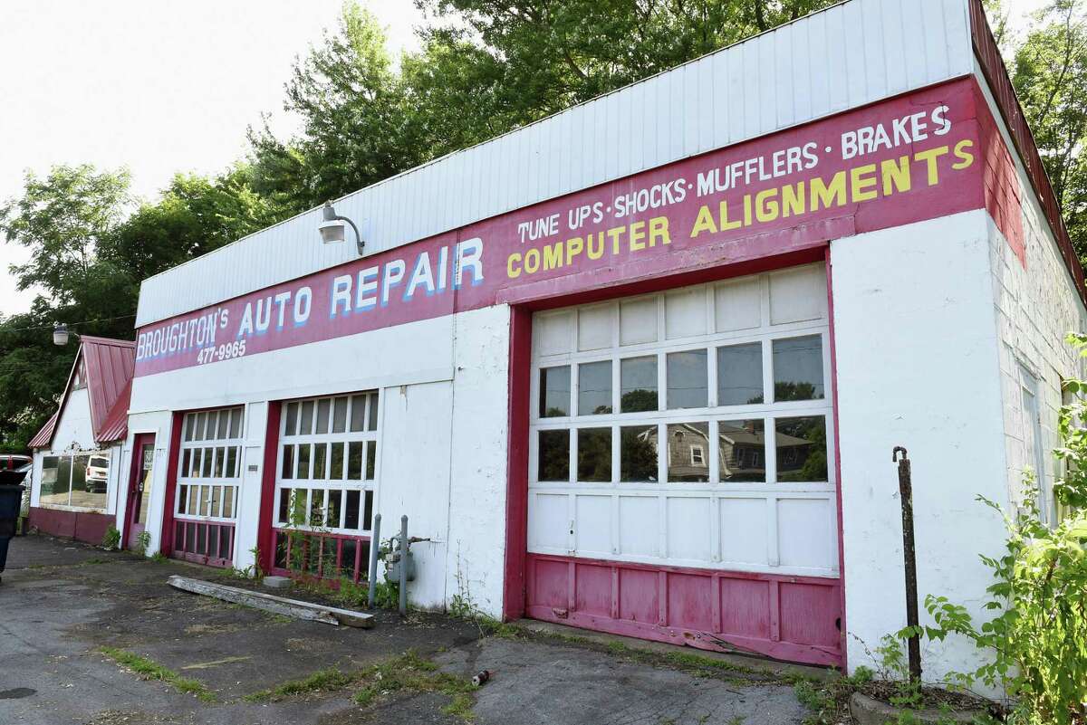 An auto repair shop in Castleton, N.Y.