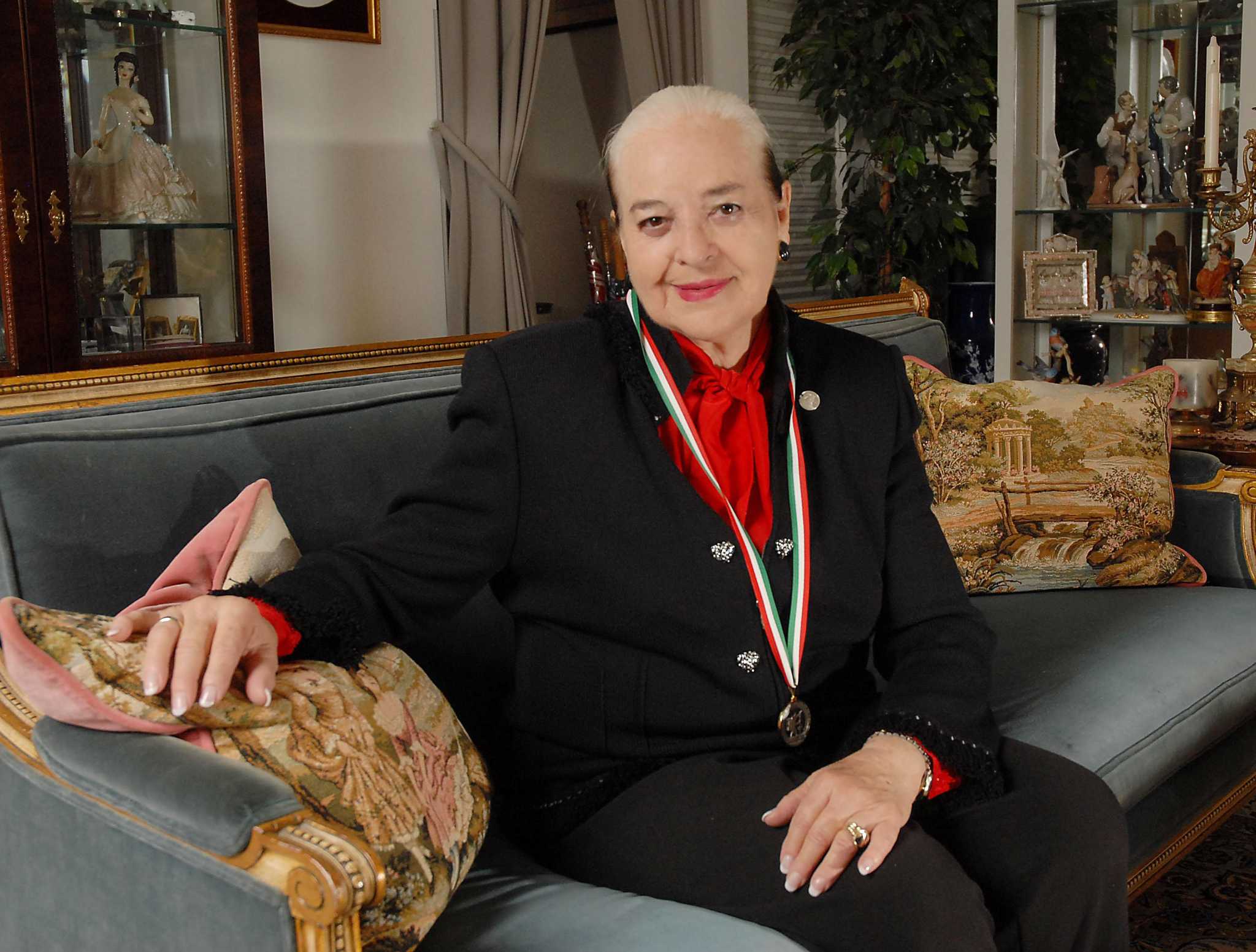 https://s.hdnux.com/photos/01/25/50/53/22448867/4/rawImage.jpg