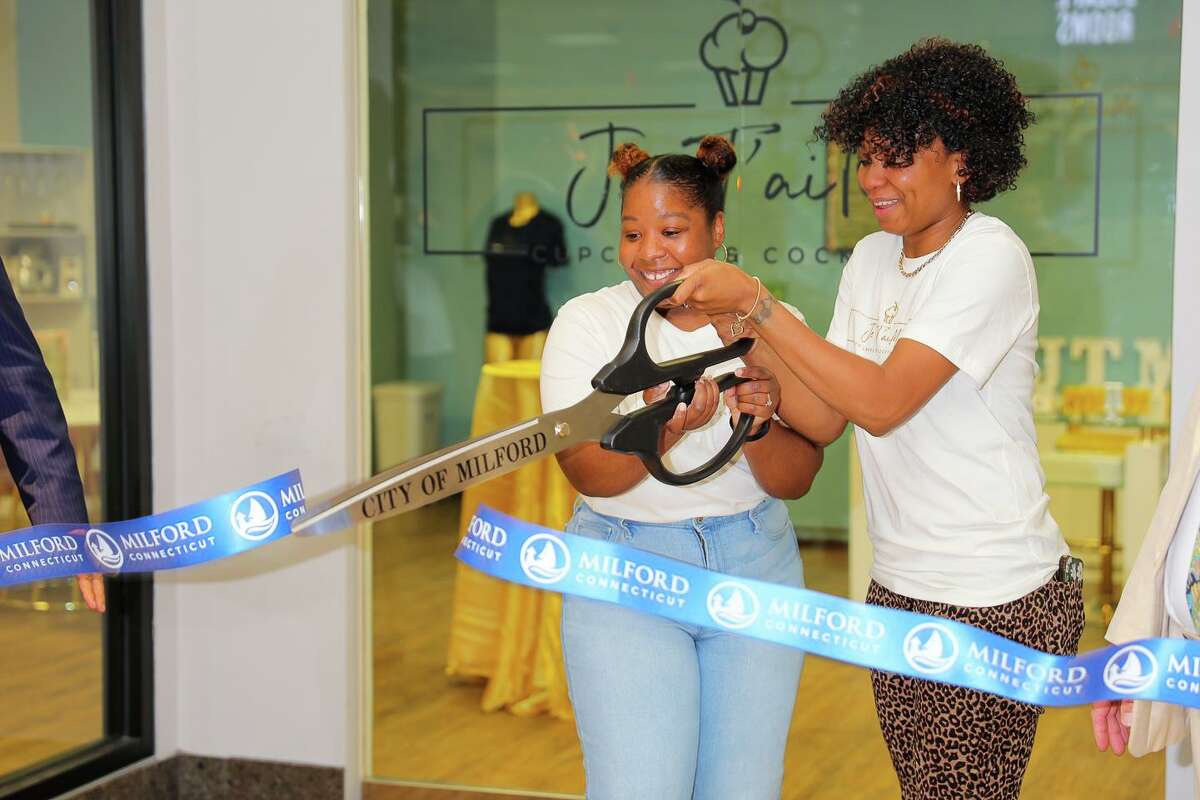 Je T’aiMe Cupcakes and Cocktails officially opens its storefront location in the Connecticut Post Mall. Pictured are the owners Laurren Robinson, left, and Maxine Harris.
