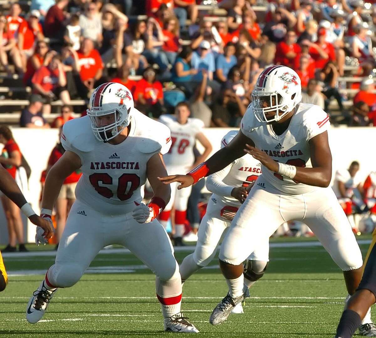 Atascocita’s Moses has secret recipe for offensive linemen