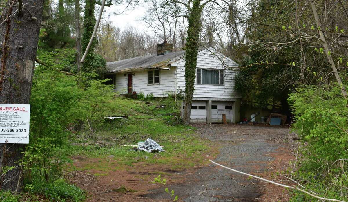 A Cherry Lane property in Wilton scheduled for a foreclosure auction in May 2022. Under the new MyHomeCT program, homeowners can apply for up to $30,000 to get caught up on their mortgages or make future payments.