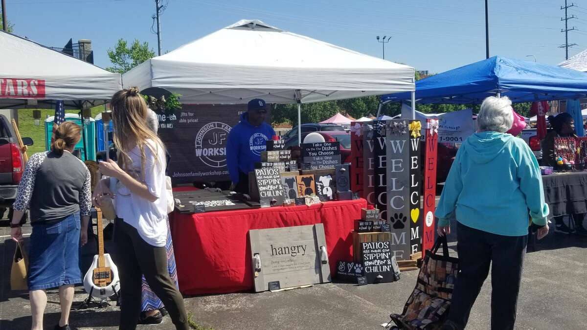 The Alton Farmers' & Artisans' Market will host "Brews & Brunch" 8 a.m. to noon on Saturday, May 21 at the corner of Landmarks Boulevard and Henry Street. 