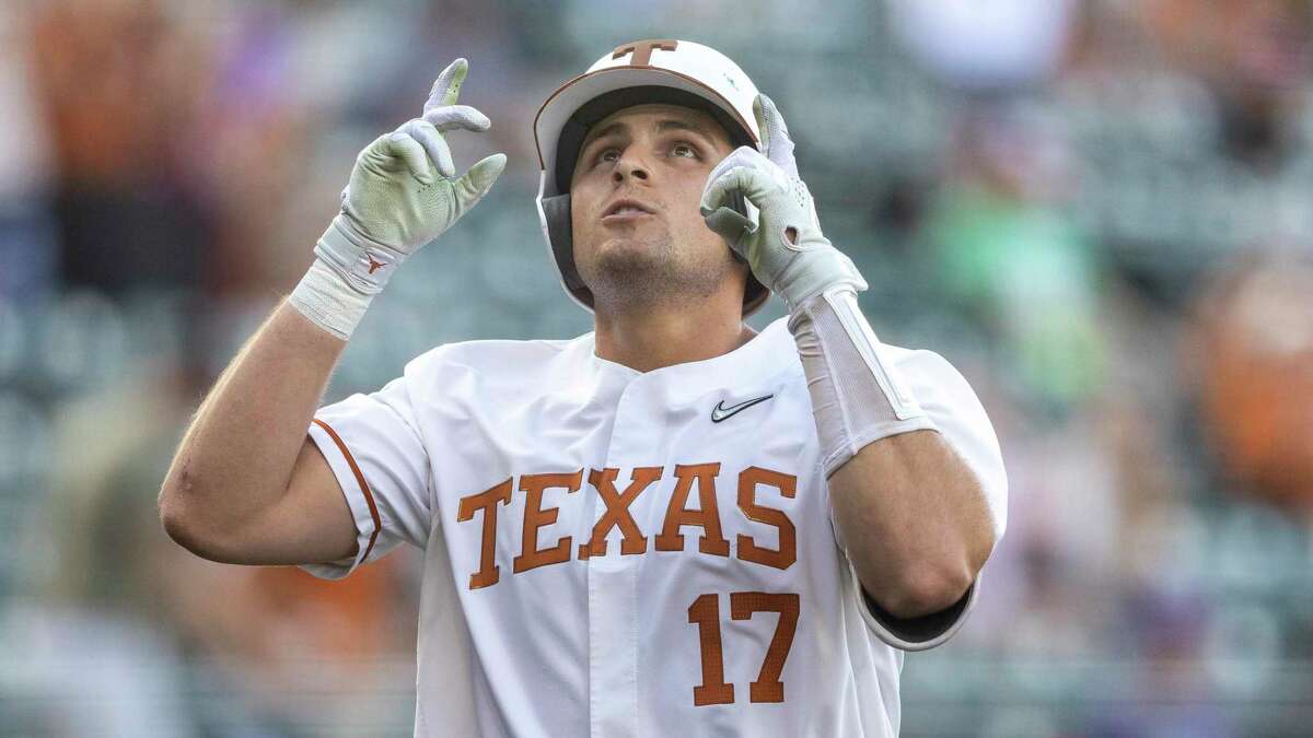 Arkansas' Andrew Benintendi named winner of Golden Spikes Award