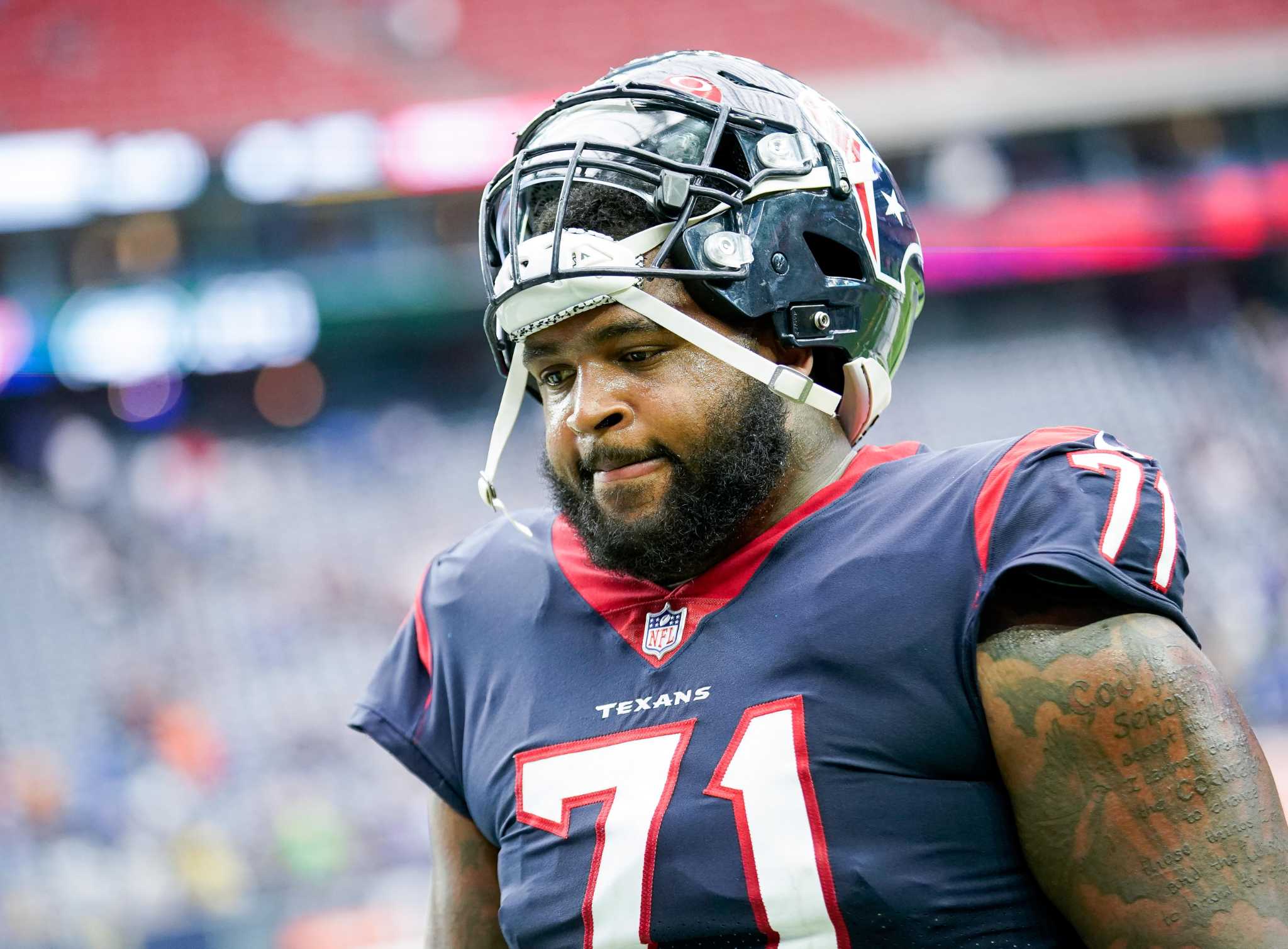 Right tackle shaping up as Tytus Howard's 2022 position for Texans