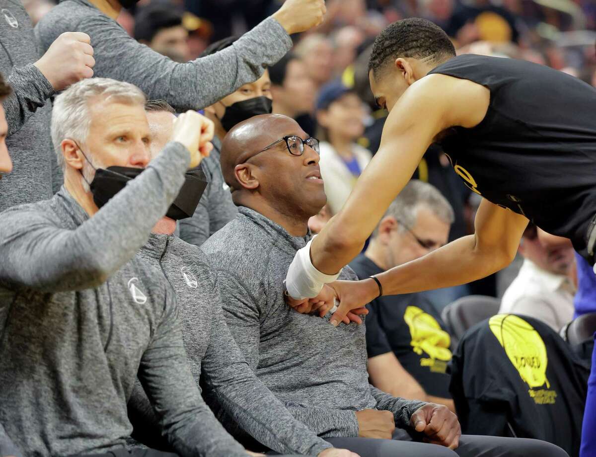 Mike Brown on holding Steve Kerr back on the bench: 'He's got fire