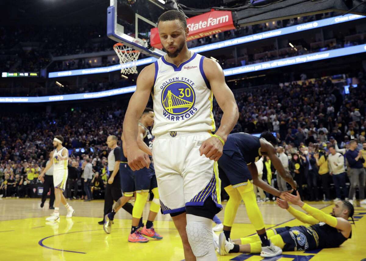Why Stephen Curry’s greatness is enough for the Warriors to win a title. Stephen Curry (30) flexes after he was fouled by Dillon Brooks (24) in the final second as the Golden State Warriors defeated the Memphis Grizzlies 101-98 in Game 4 of the Western Conference Semifinals of the NBA Playoffs at Chase Center, in San Francisco, Calif., on Monday, May 9, 2022.