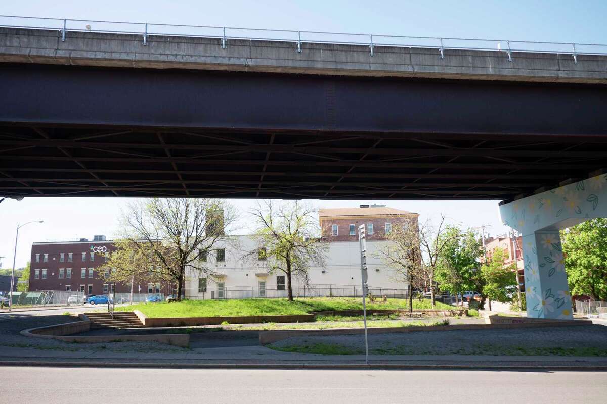 Troy considering building skate park under Collar City Bridge