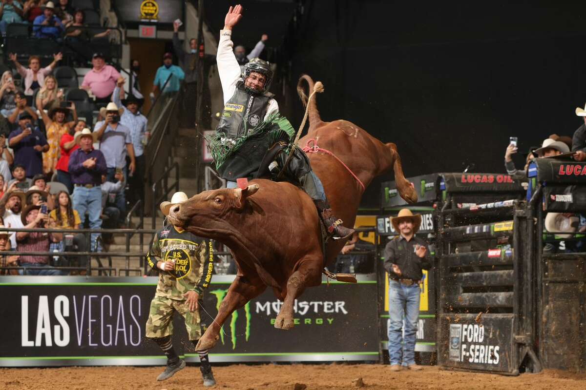 Dalton Kasel rides Woopaa to second highest score in PBR history. (FILE PHOTO - August 2021)