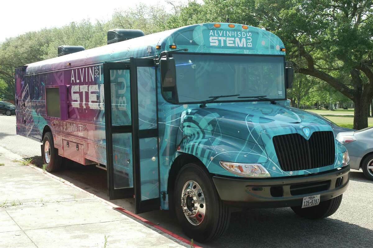 Alvin ISD officially revealed its new STEM Bus to the community during a May 10 ceremony. The bus will serve as a mobile lab to teach science, technology, engineering and mathematics.