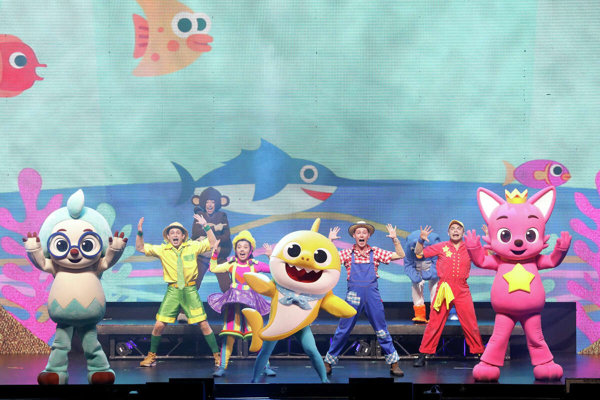 (L-R) Hogi, Baby Shark and Pinkfong perform during "Pinkfong Baby Shark Live!" presented by Pinkfong at Kings Theatre on November 08, 2019 in Brooklyn, New York. 