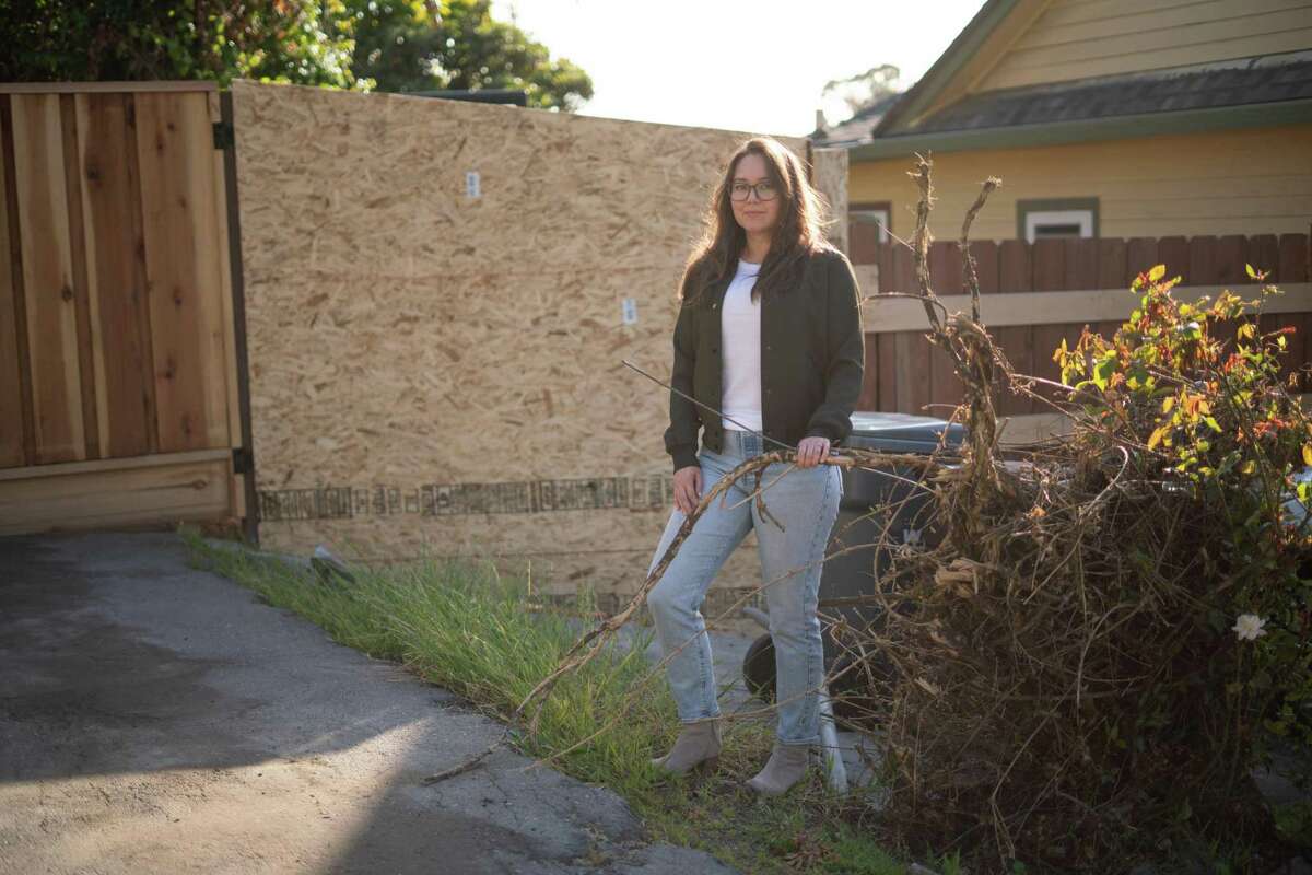 The driver of a stolen vehicle plowed into Lena Ohta’s Oakland property this year, and the response by police was slow.