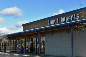 Pier 1 store at Danbury mall could be home to drive-thru...
