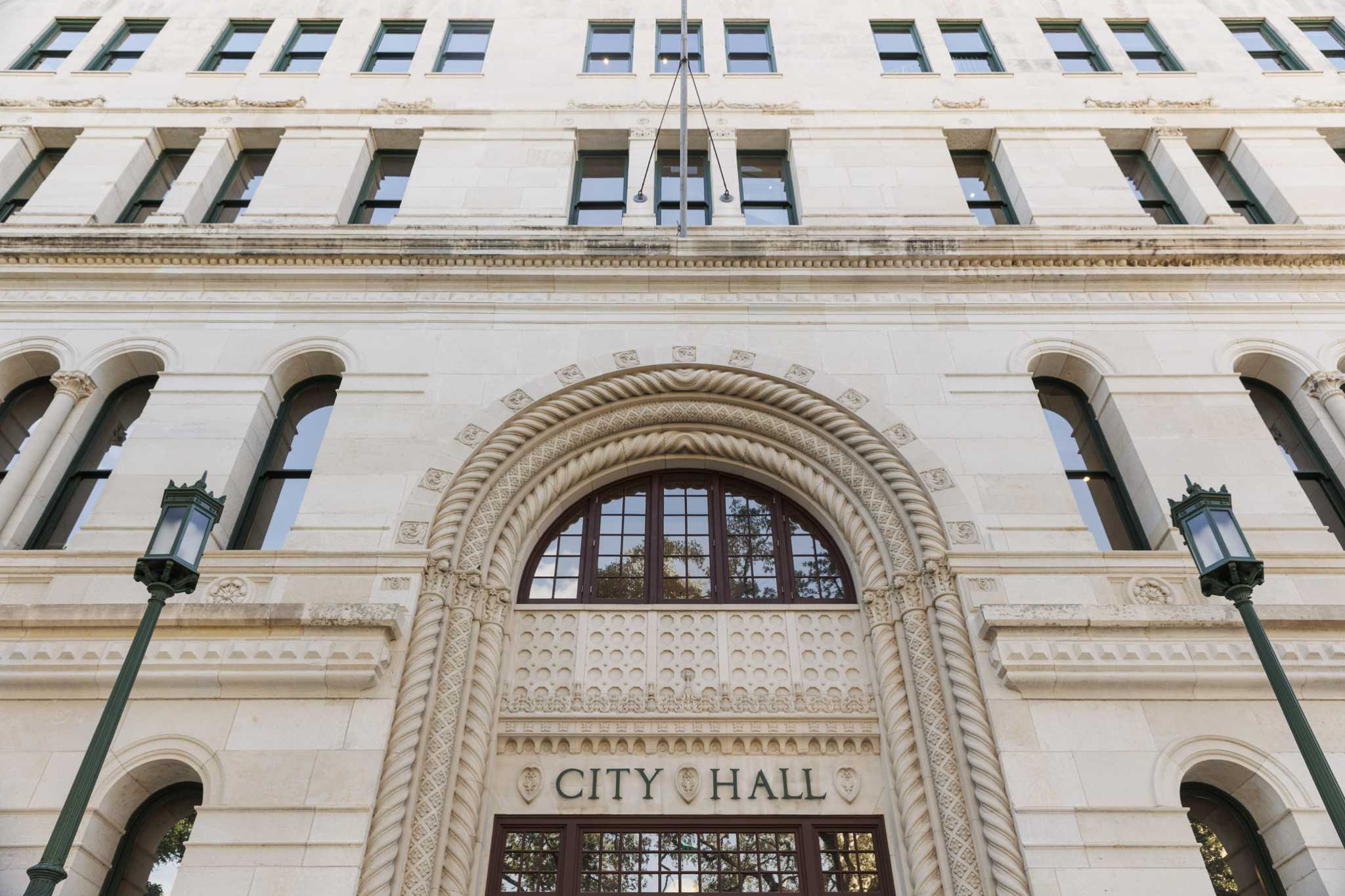 San Antonio City Hall closing early for active shooter training