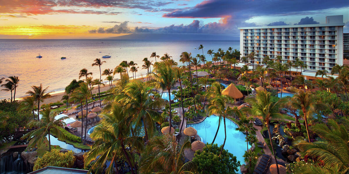 13 standout Hawaii resorts worth visiting