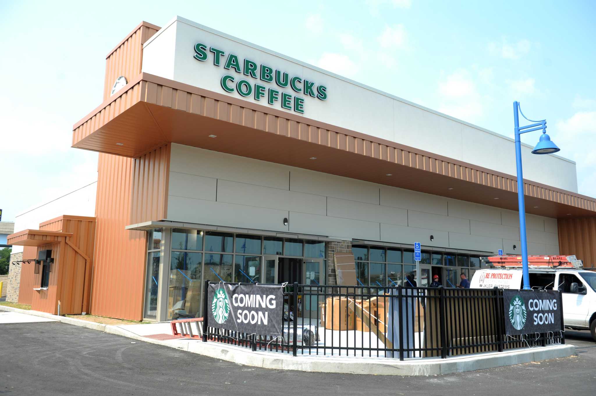 Two Starbucks coming to Bridgeport with focus on drive-thrus - Vimarsana News