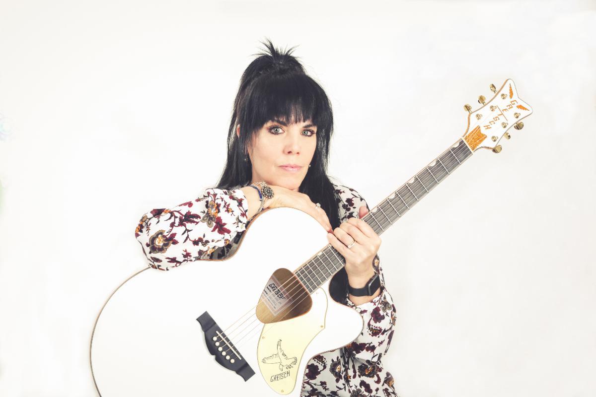 Warner Theatre to host benefit concert featuring Lucinda Rowe - Vimarsana News