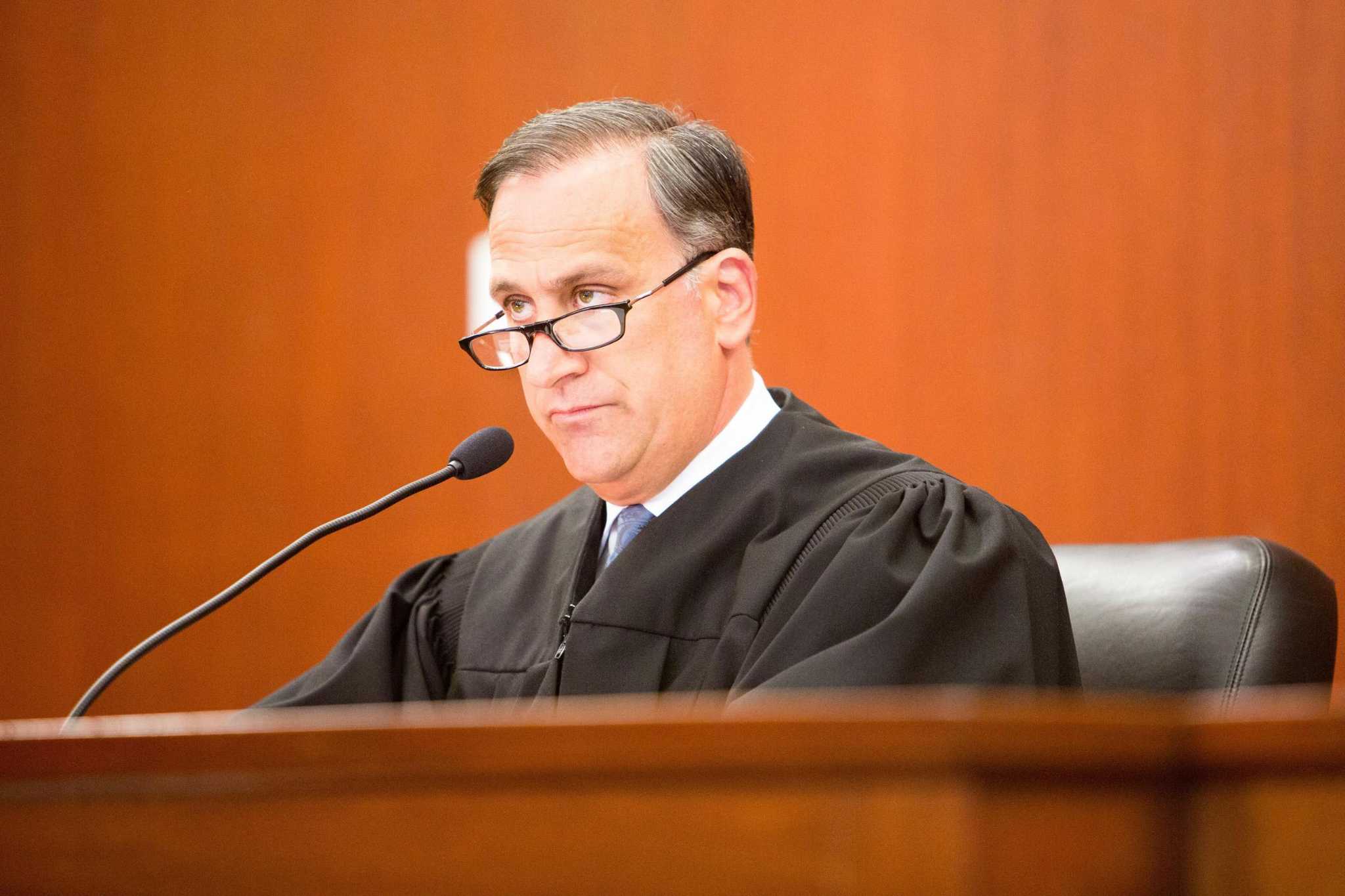 Disbarred CT lawyer who accused judge of favoring Jewish people faces