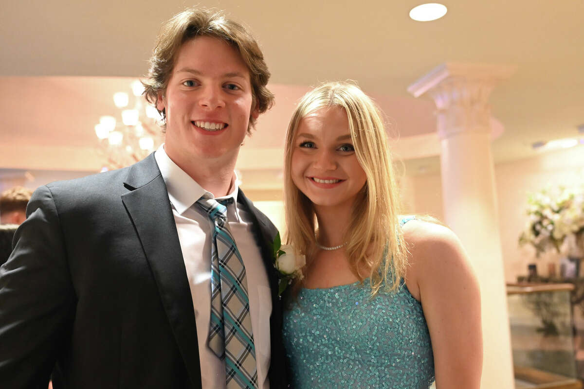 St. Joseph’s High School hosted its prom on Friday, May 13, 2022 at The Waterview in Monroe, Conn. Were you SEEN? 