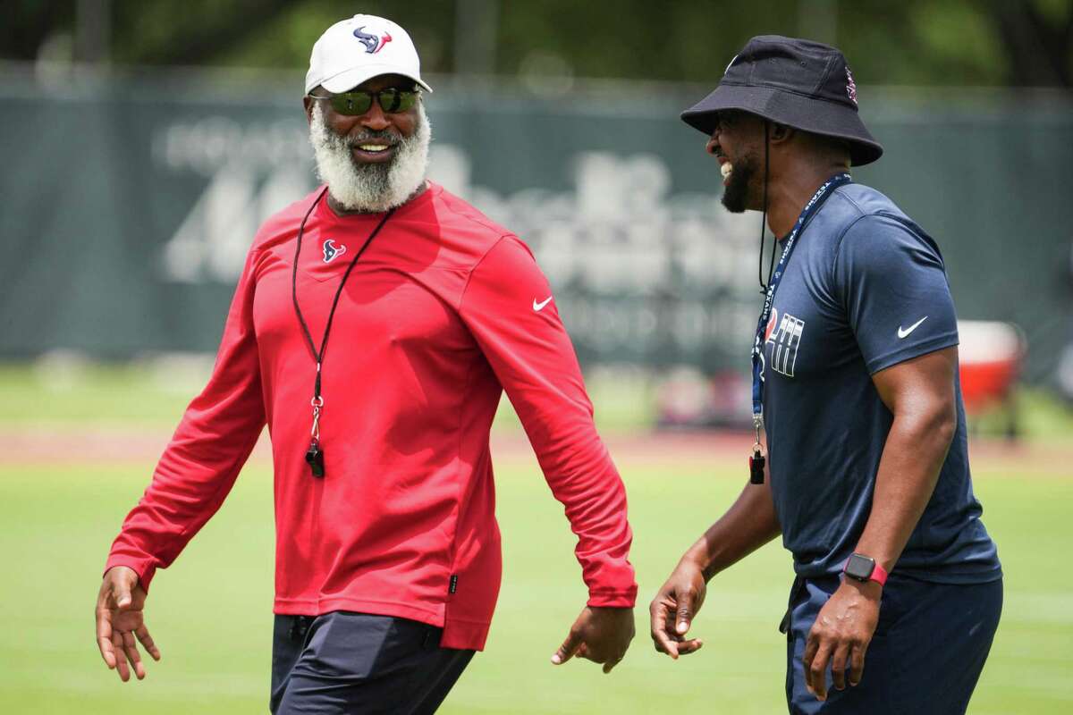 Houston Texans head coach Lovie Smith, left, and offensive coordinator Pep Hamilton during Texans Rookie Mini Camp Friday, May 13, 2022 in Houston.