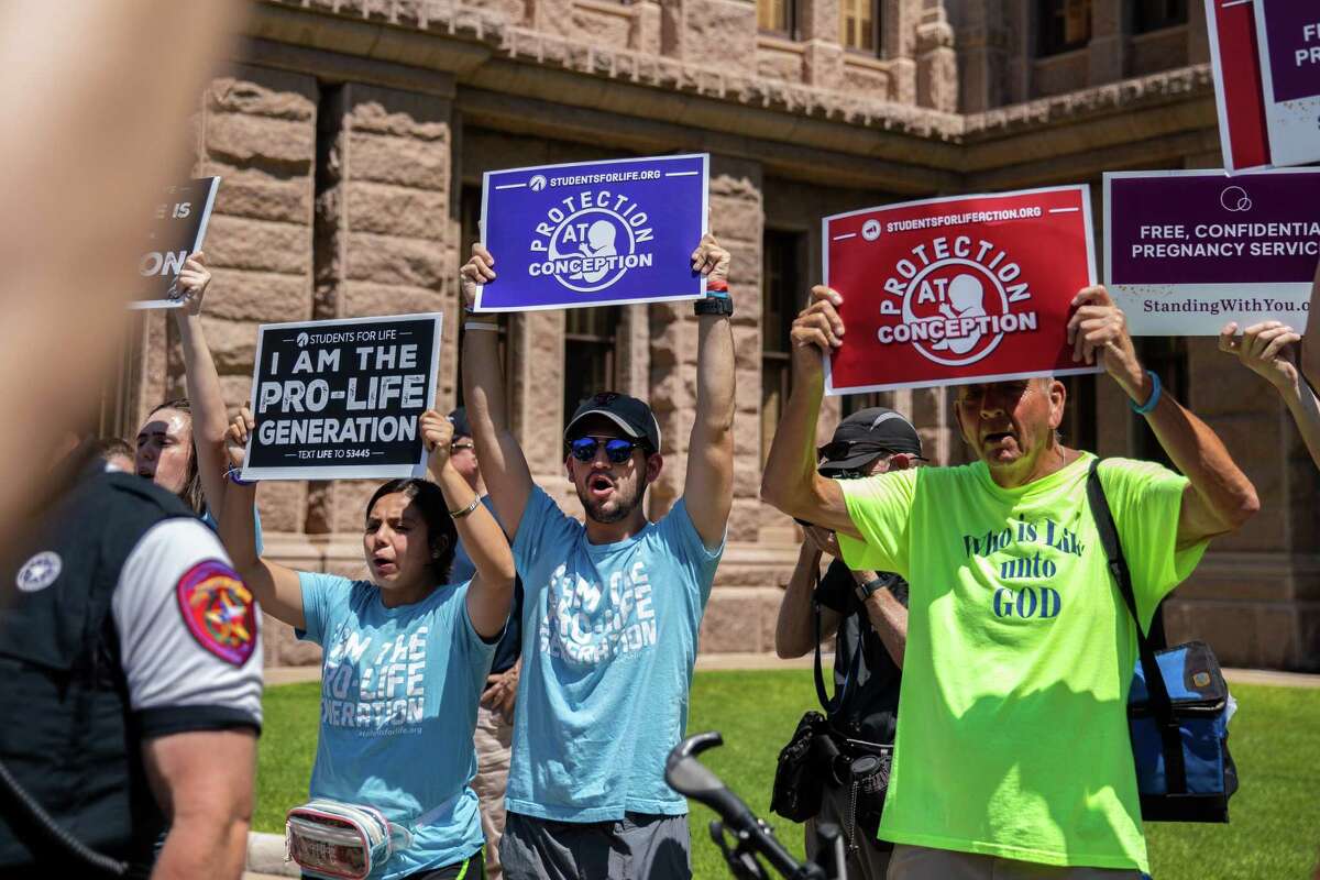 AUSTIN, TX - MAY 14: Anti-abortion protesters attend a rally for reproductive rights at the Texas Capitol on May 14, 2022 in Austin, Texas. On May 2, 2022 Politico published a leaked draft Supreme Court majority opinion in Dobbs v. Jackson Womens Health Organization that explicitly overturns Roe v. Wade, which would reverse constitutional protections for abortion across the nation. (Photo by Montinique Monroe/Getty Images)