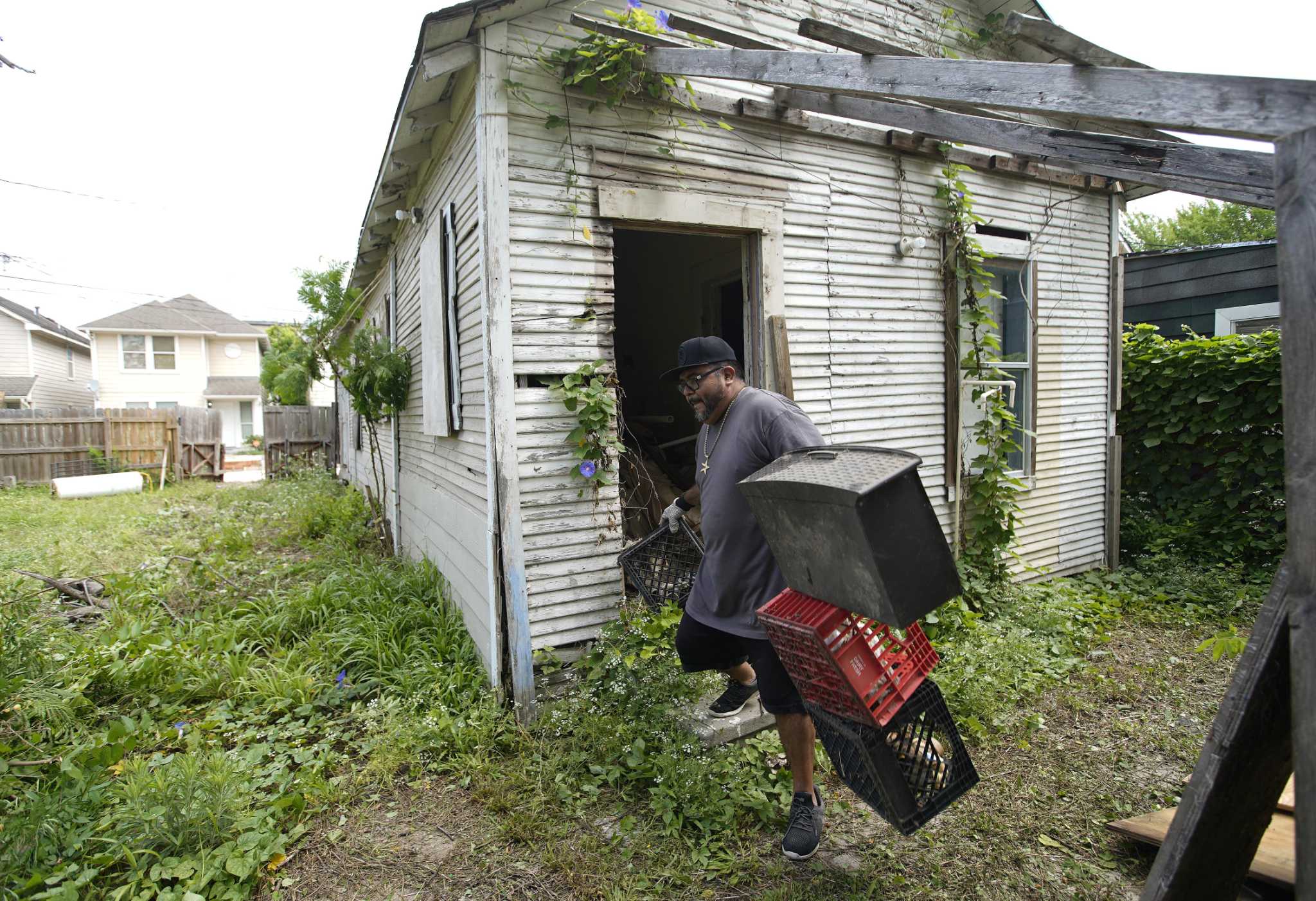 Fourth Ward group fighting to save historic home, use property as path ...