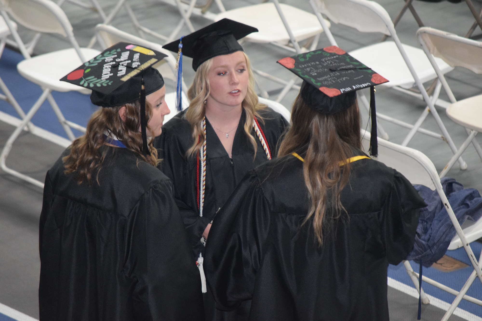 Illinois College graduates encouraged to go out and make their mark - Vimarsana News