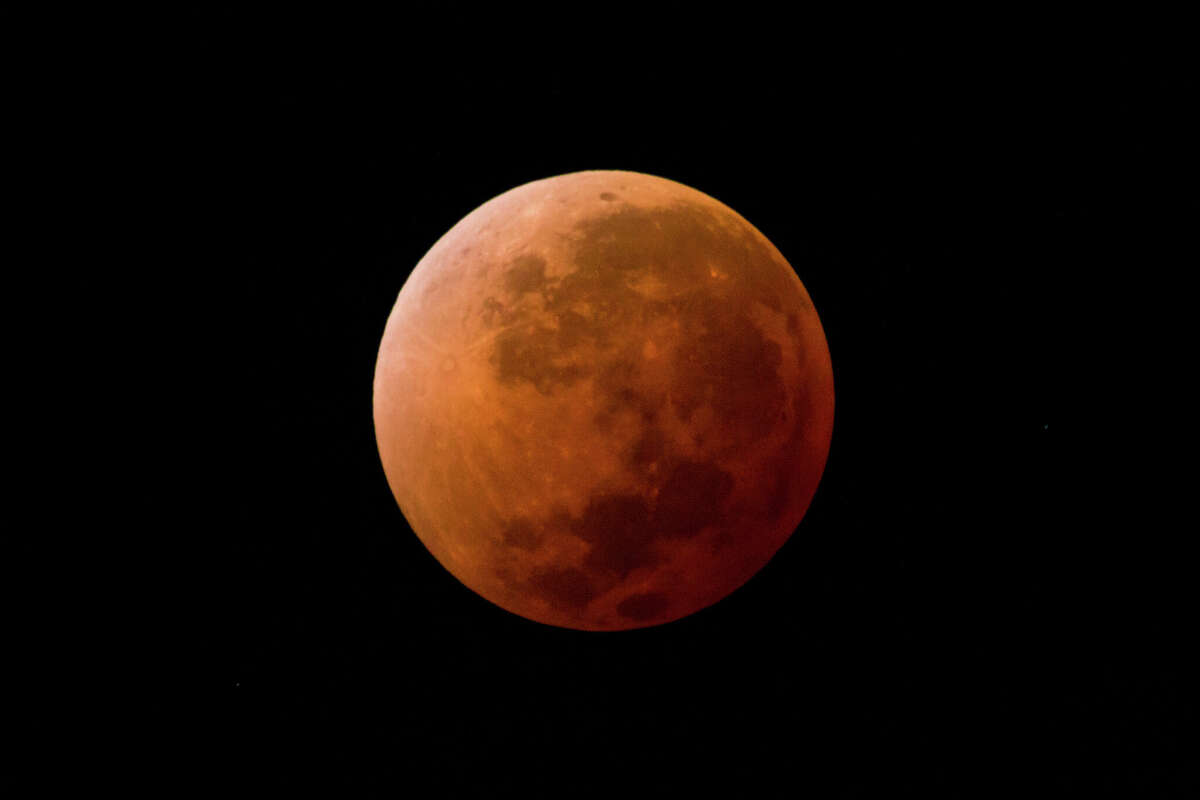 Did you miss the blood moon total lunar eclipse last night? Here are a number of blood moon photos from social media and the NASA livestream replay for people looking to recap Sunday's total lunar eclipse.
