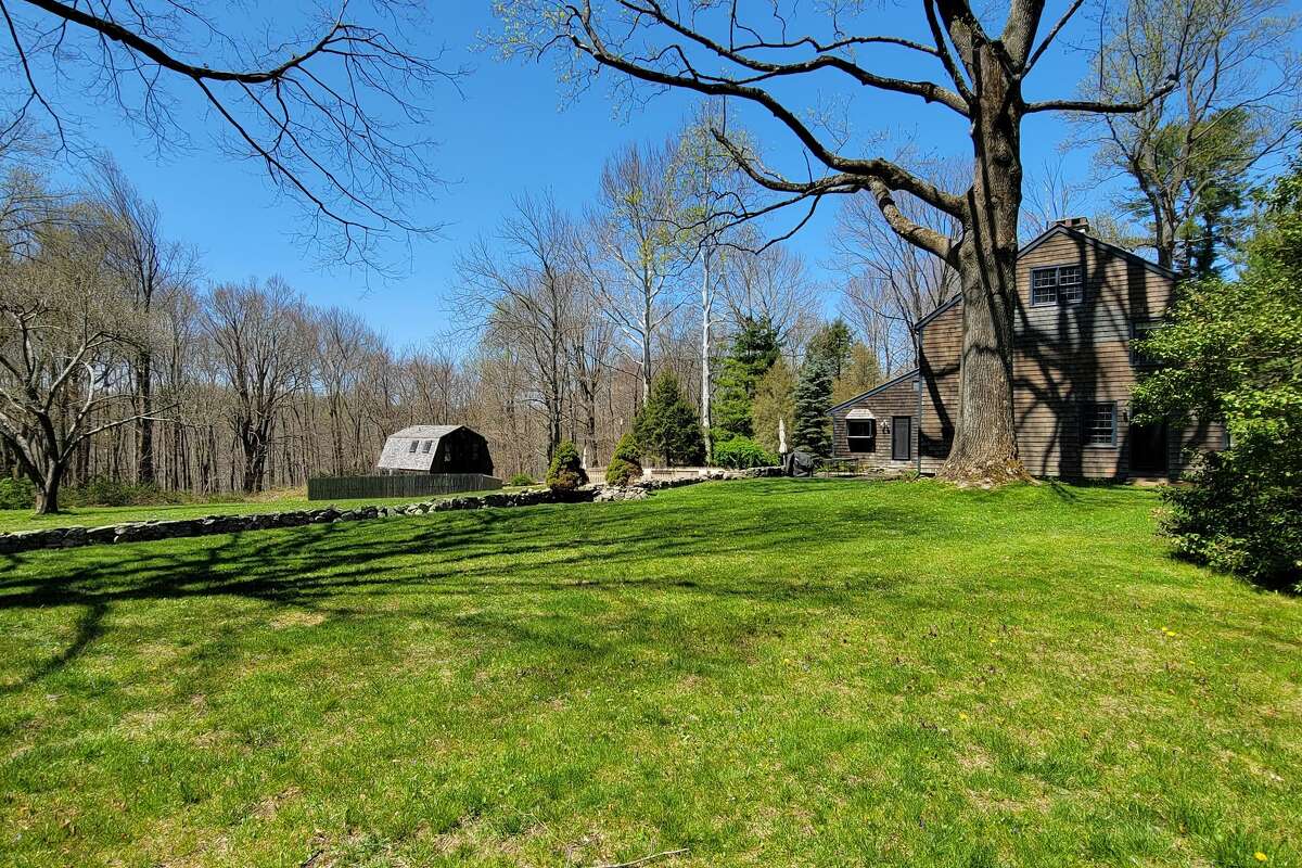 Antique farmhouse in Redding with guest cottage listed for 1.4M