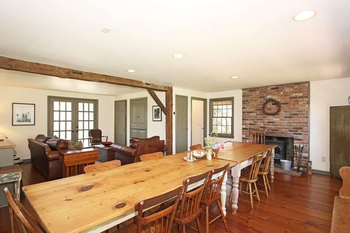 Antique farmhouse in Redding with guest cottage listed for 1.4M