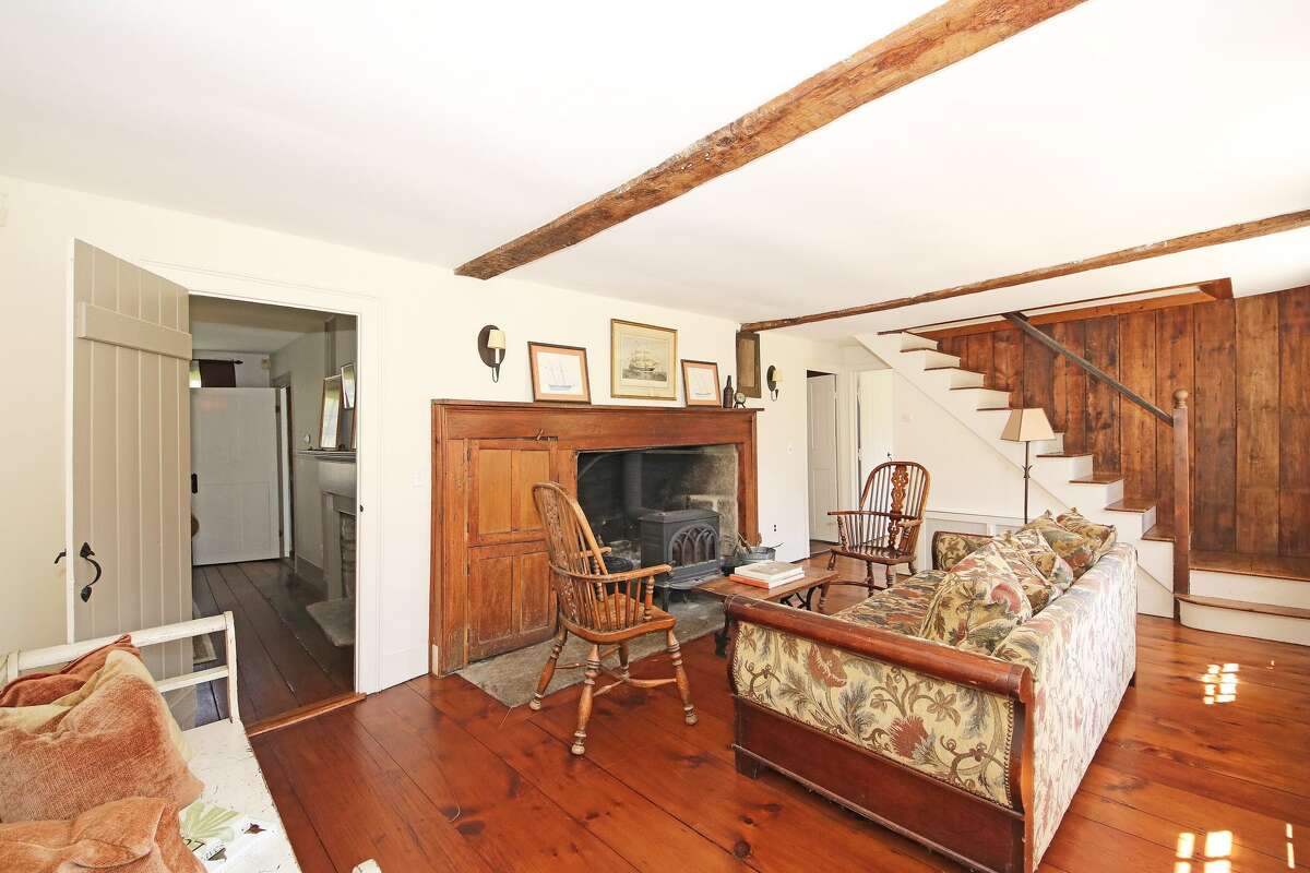 Antique farmhouse in Redding with guest cottage listed for 1.4M