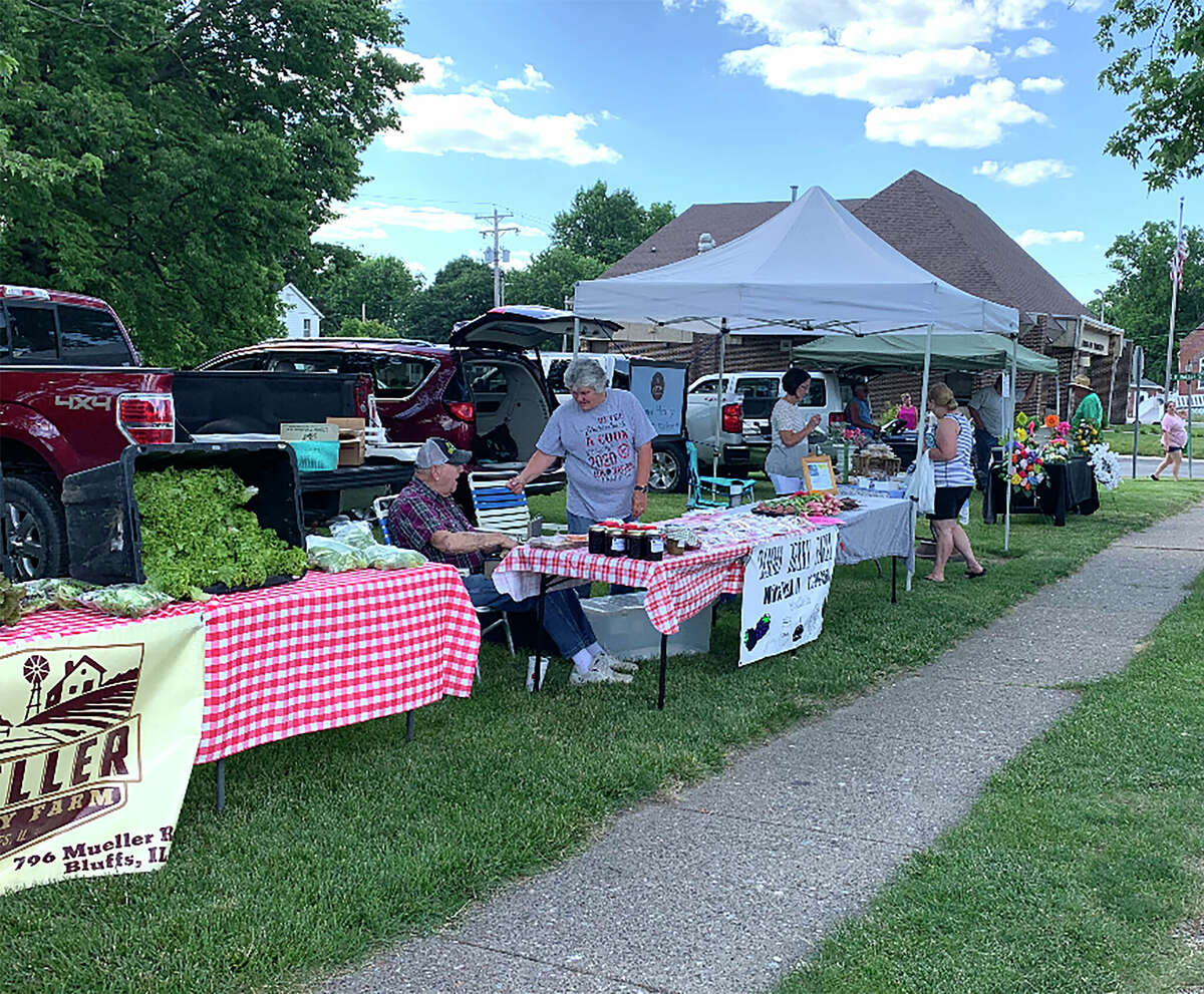 A $600,000 grant from the Illinois Department of Natural Resources will allow Bluffs  to make improvements to Lewis Park. The village is also thinking about ways to boost its weekly market that starts in June.