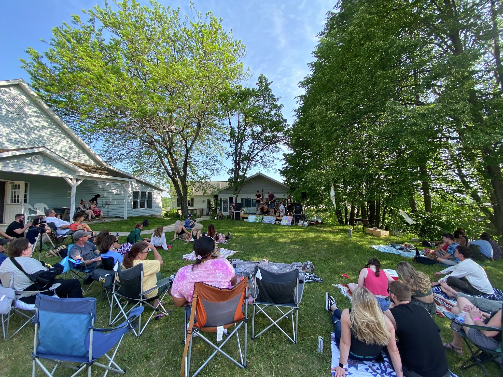 Which northern Michigan artists are attending Florence Fest at Grow Benzie - Vimarsana News