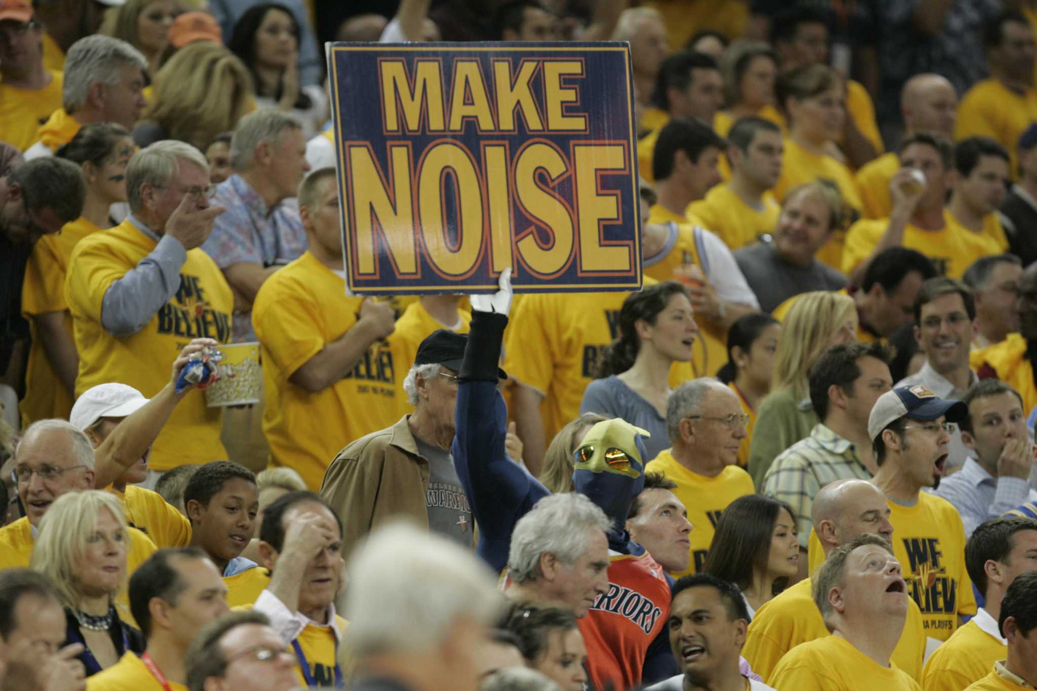 Warriors surprise fans by wearing 'We Believe' jerseys in regular