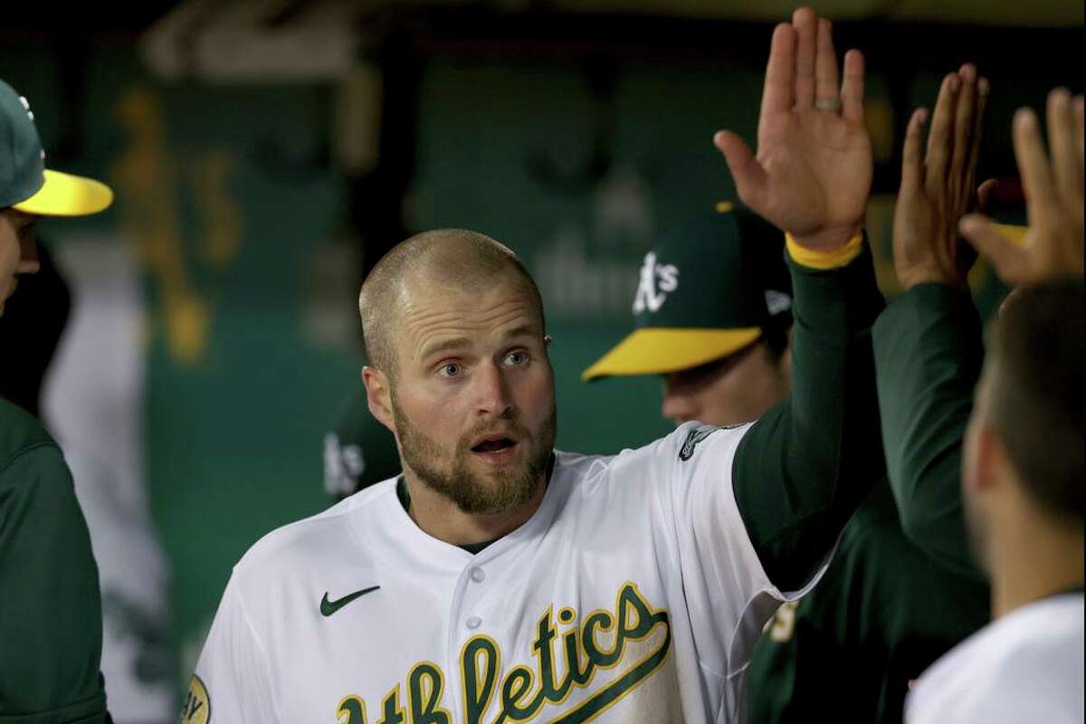 Seth Brown singles in the 8th inning to send the Athletics past