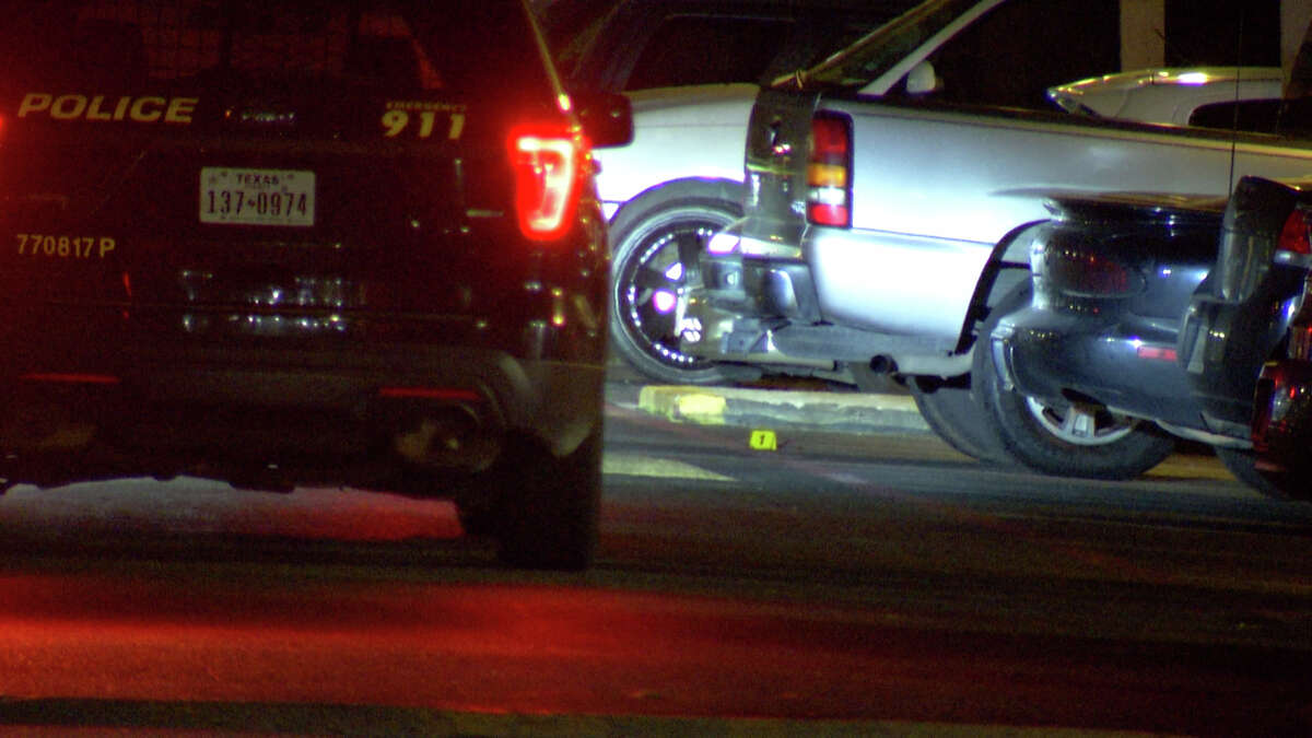 21yearold shot and killed in carjacking near Medical Center