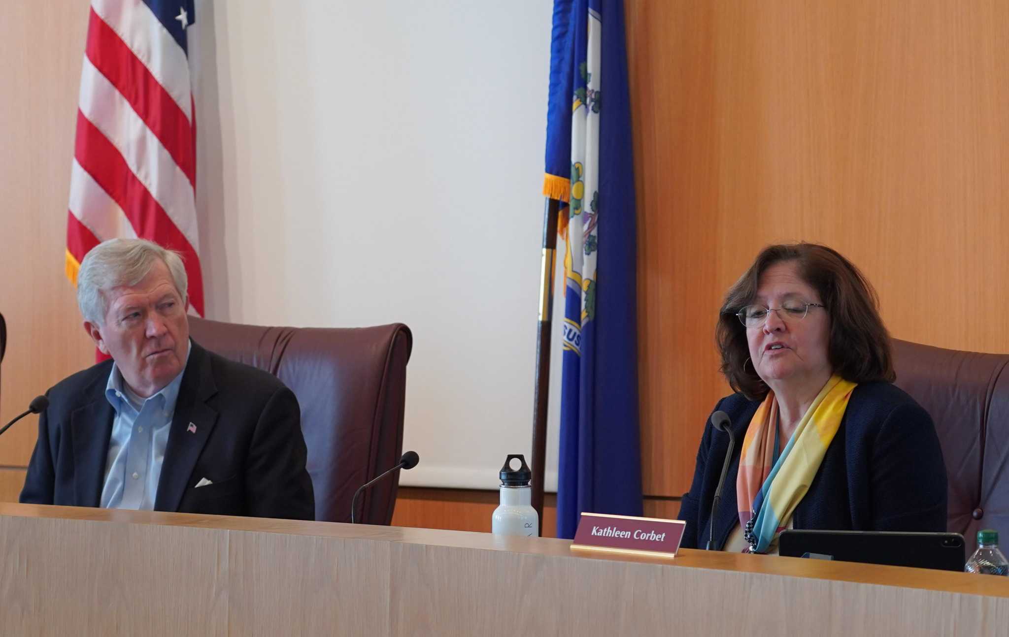 New Canaan First Selectman claims ethics complaint was ‘politically