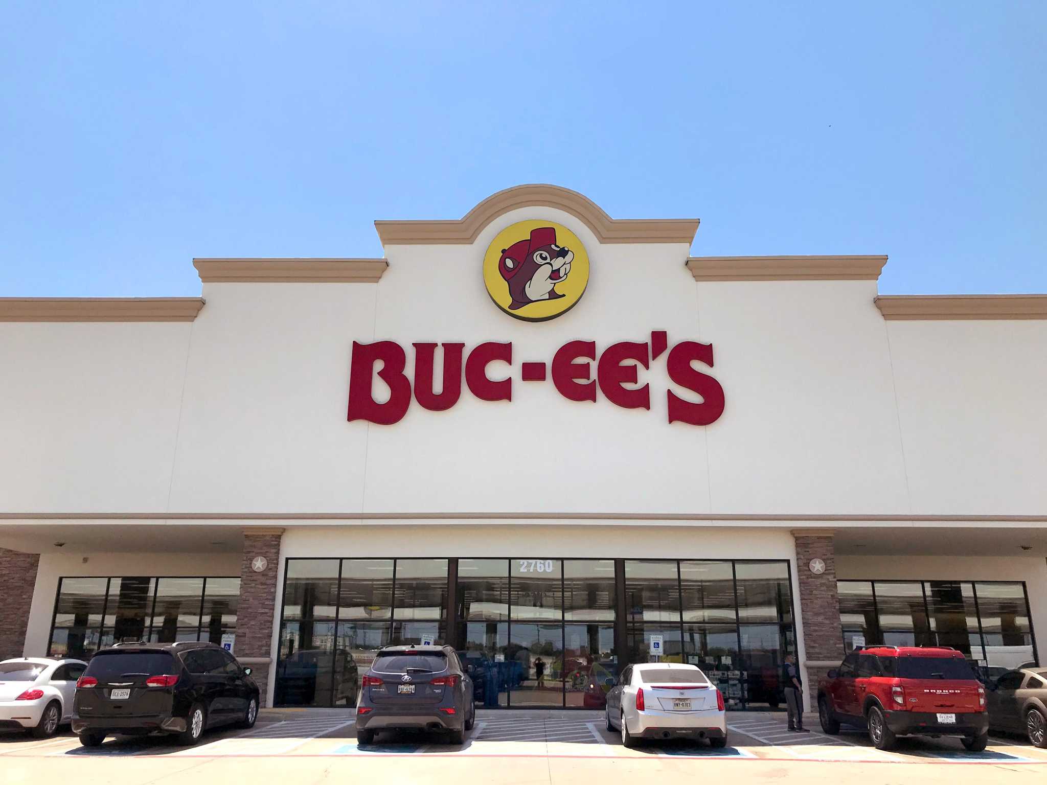 Viral TikTok video shows a user pronouncing Buc-ee's incorrectly - Vimarsana News