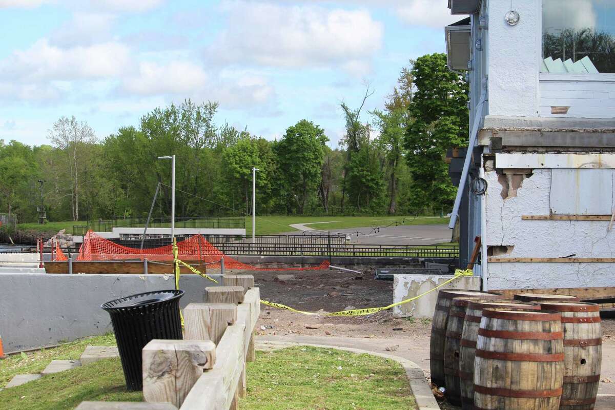 Official Middletown riverfront eatery renovation costs more than expected