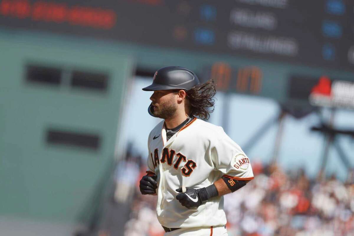 San Francisco Giants shortstop Brandon Crawford (35) in the sixth inning during an MLB game against the Miami Marlins, Friday, April 8, 2022, in San Francisco, Calif.