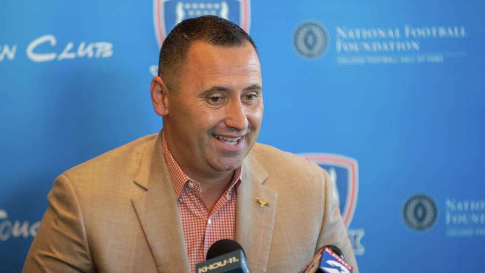 Texas football coach Steve Sarkisian weighed in on a number of topics during his Wednesday stop at the Houston Touchdown Club.