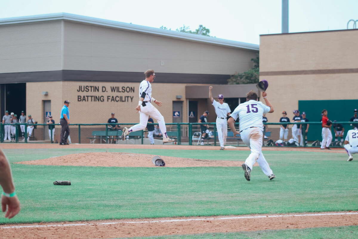 Midland Classical celebrates after beating Temple Central Texas