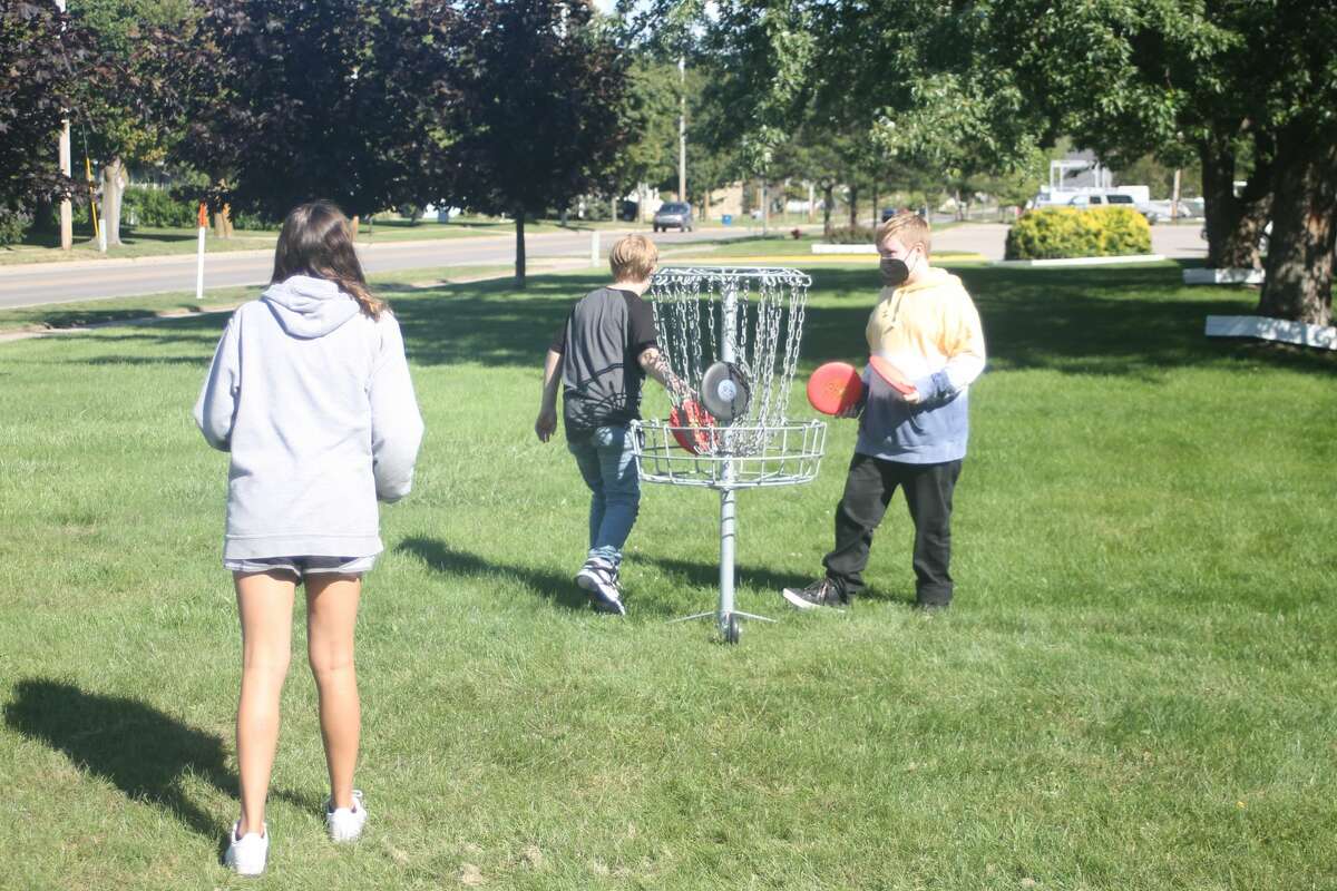 The Armory Youth Project will open its summer camp series with disc golf on June 15-17.
