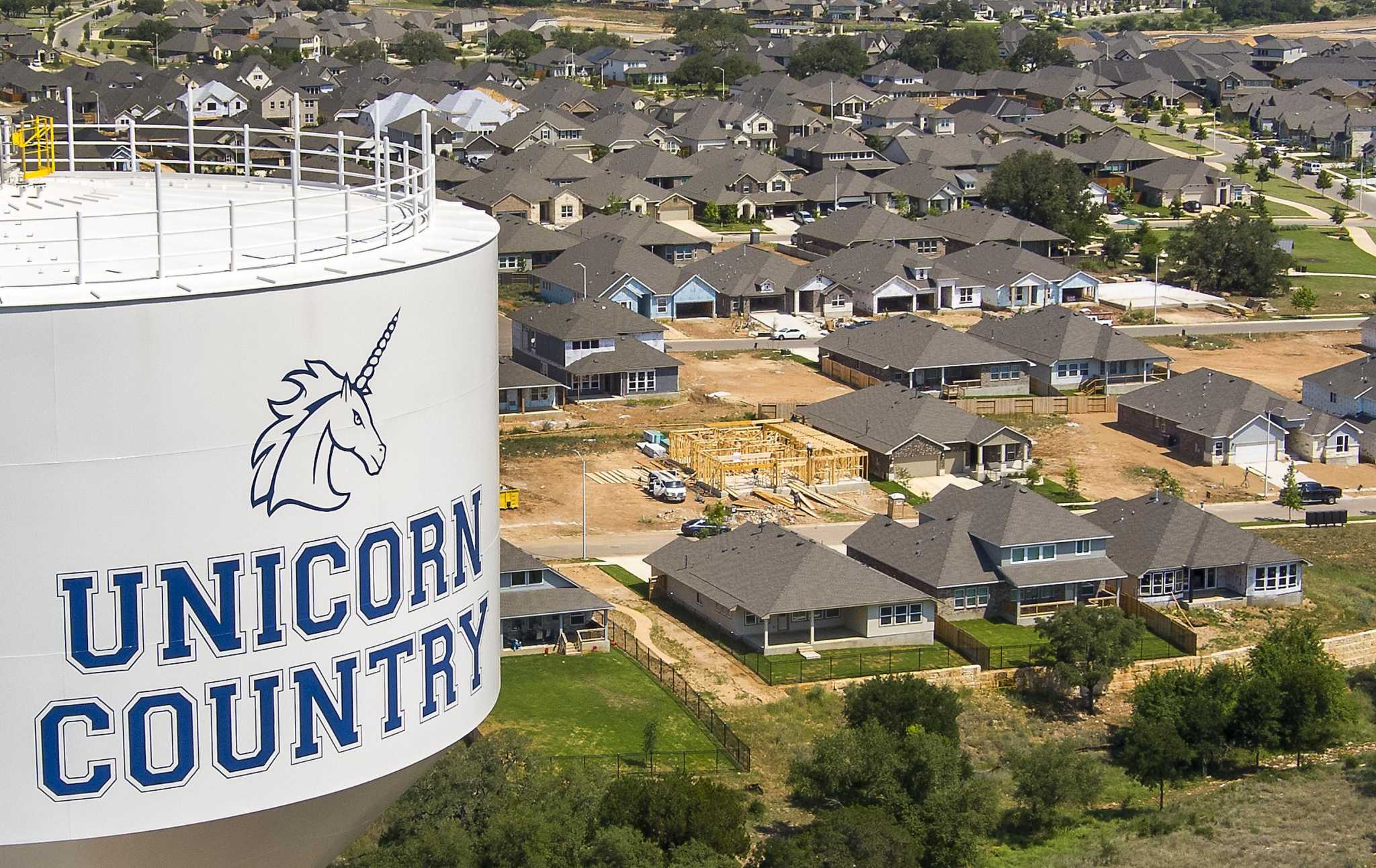 'At a crossroads': New Braunfels residents grapple with growth, rising housing costs - Vimarsana News