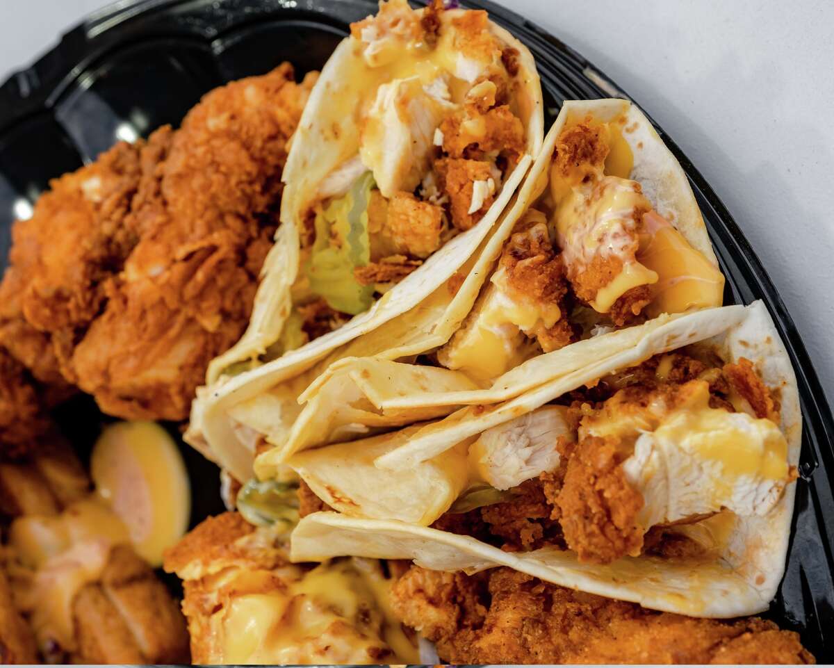 clutch city cluckers food truck clutch city cluckers food truck