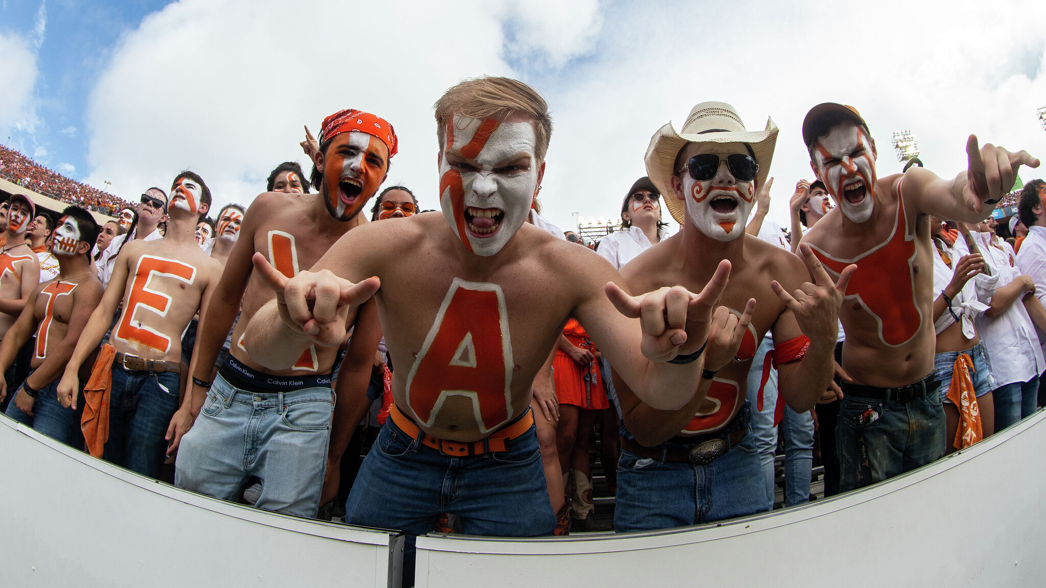 Longhorns And Cowboys Listed Among Top 10 worst Fanbases In Sports Longhorns And Cowboys Listed Among Top 10 worst Fanbases In Sports