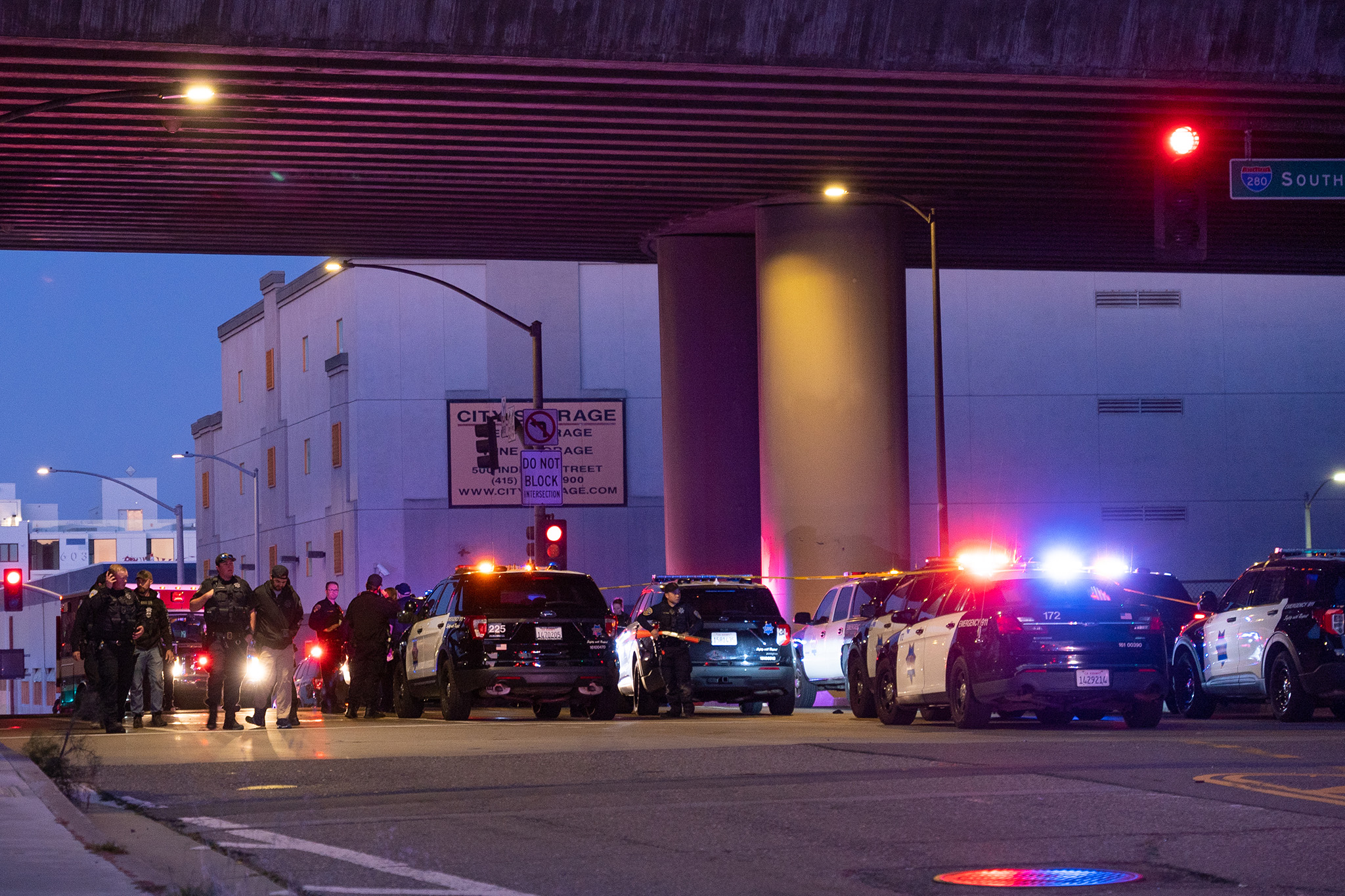 2 dead after police fire shots in response to alleged assault