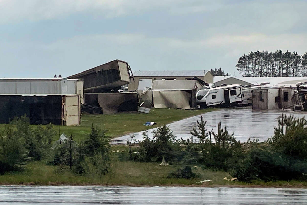 At least 1 dead, dozens hurt after tornado hits Gaylord, Michigan