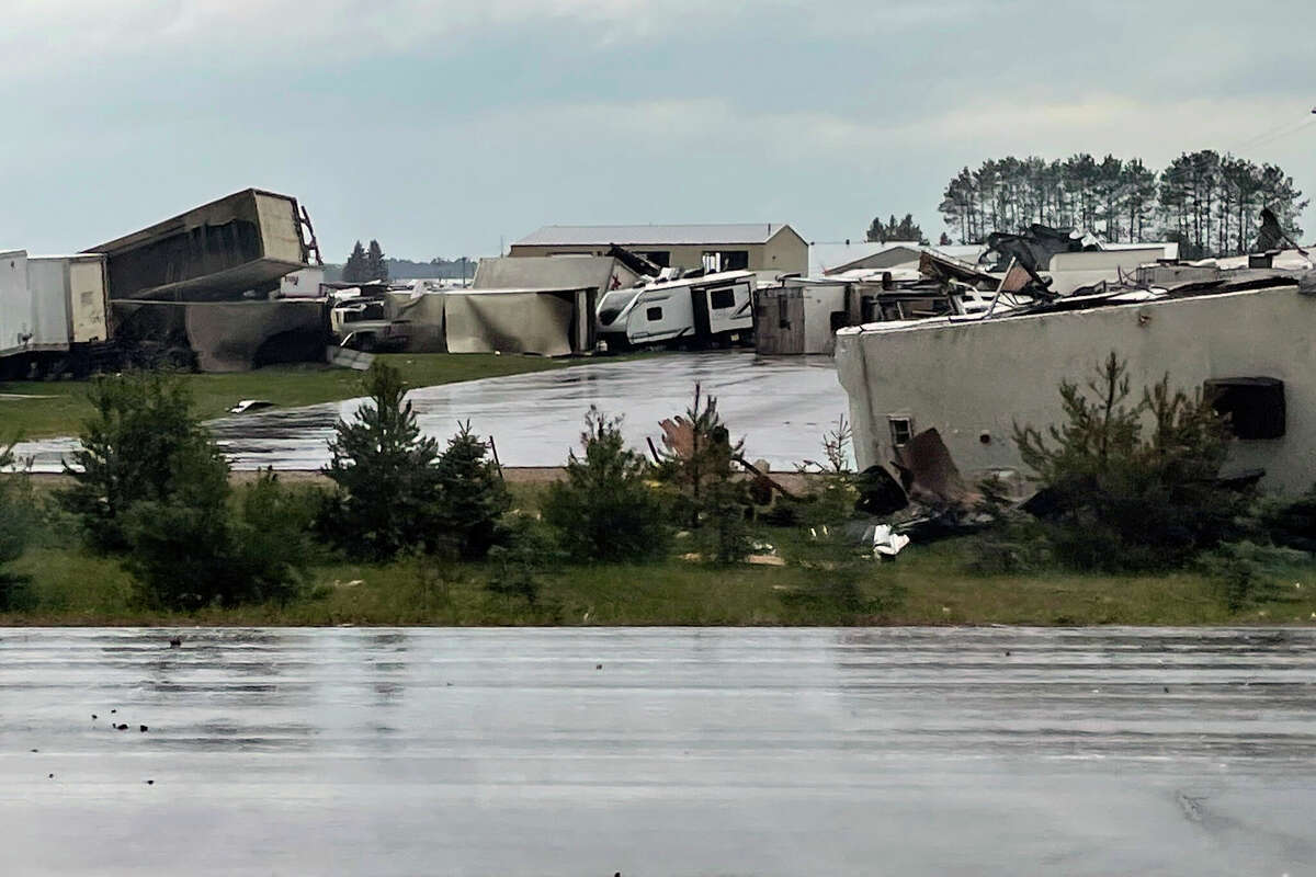 At least 1 dead, dozens hurt after tornado hits Gaylord, Michigan
