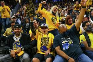 Warriors could pen Chase Center’s signature moment against Mavericks