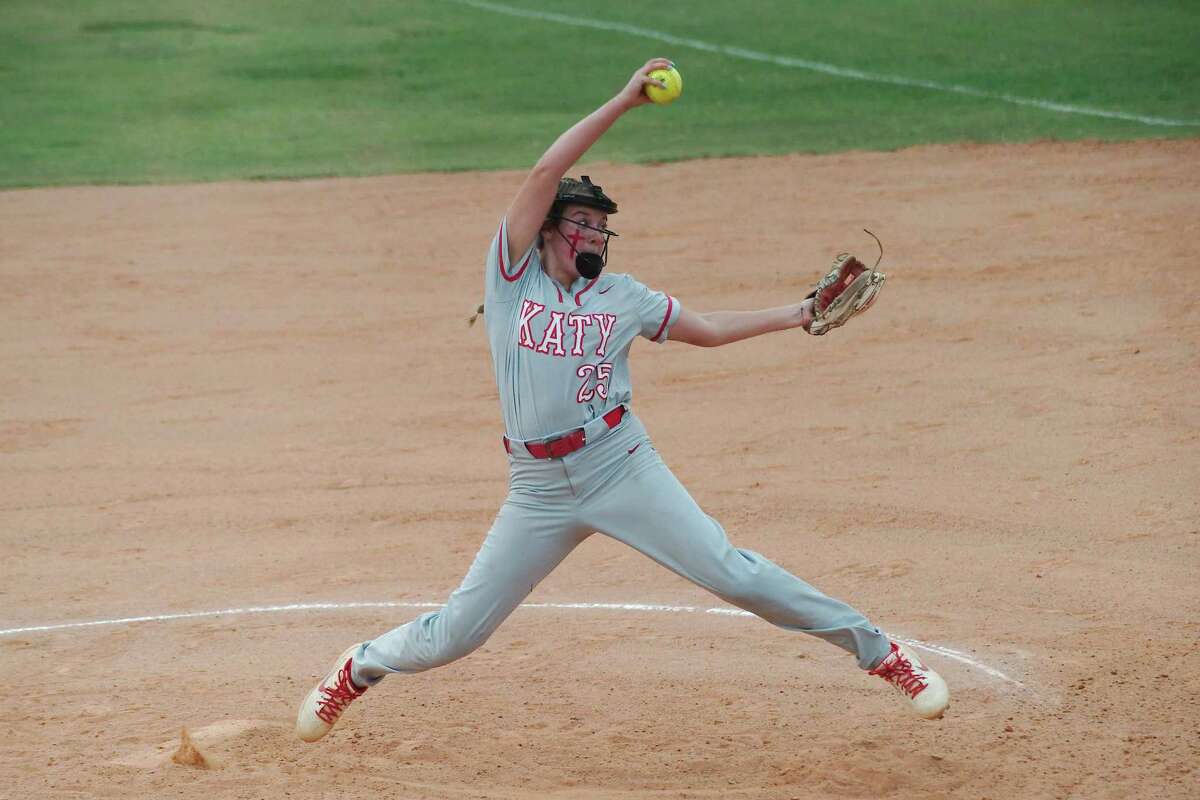 Katy's Cameryn Harrison (25) pitches against Pearland in game two of the Class 6A regional semifinal Friday, May 20, 2022 at Pearland High School.